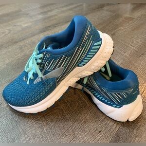 Brooks Running Shoes Women's Size 8